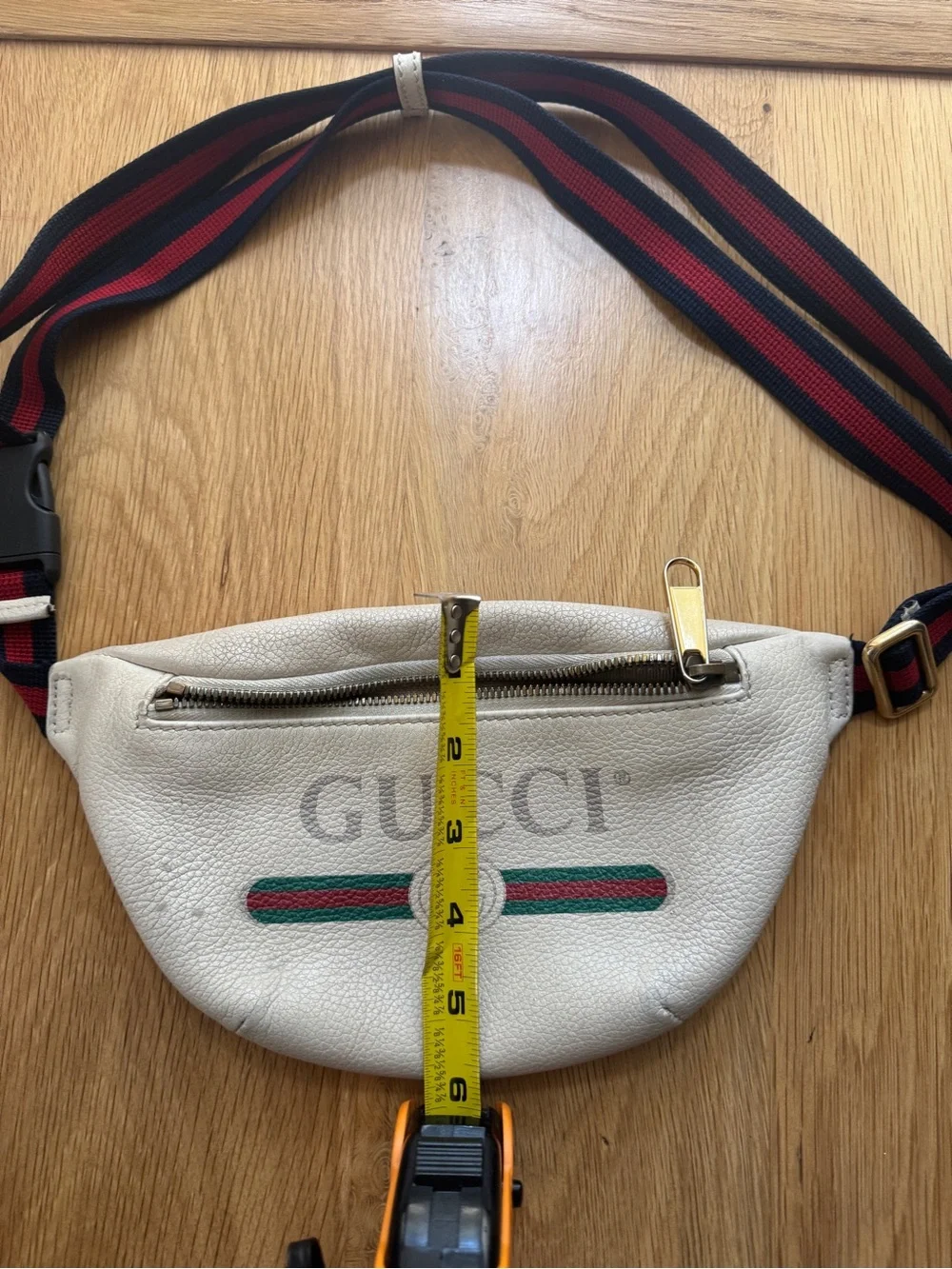 Authentic Gucci White Leather Crossbody Belt Bag